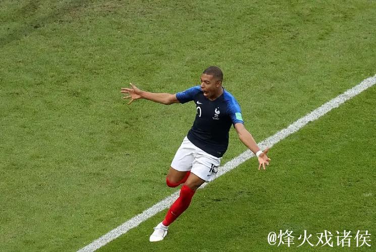 姆巴佩荣膺皇马11月最佳球员殊荣